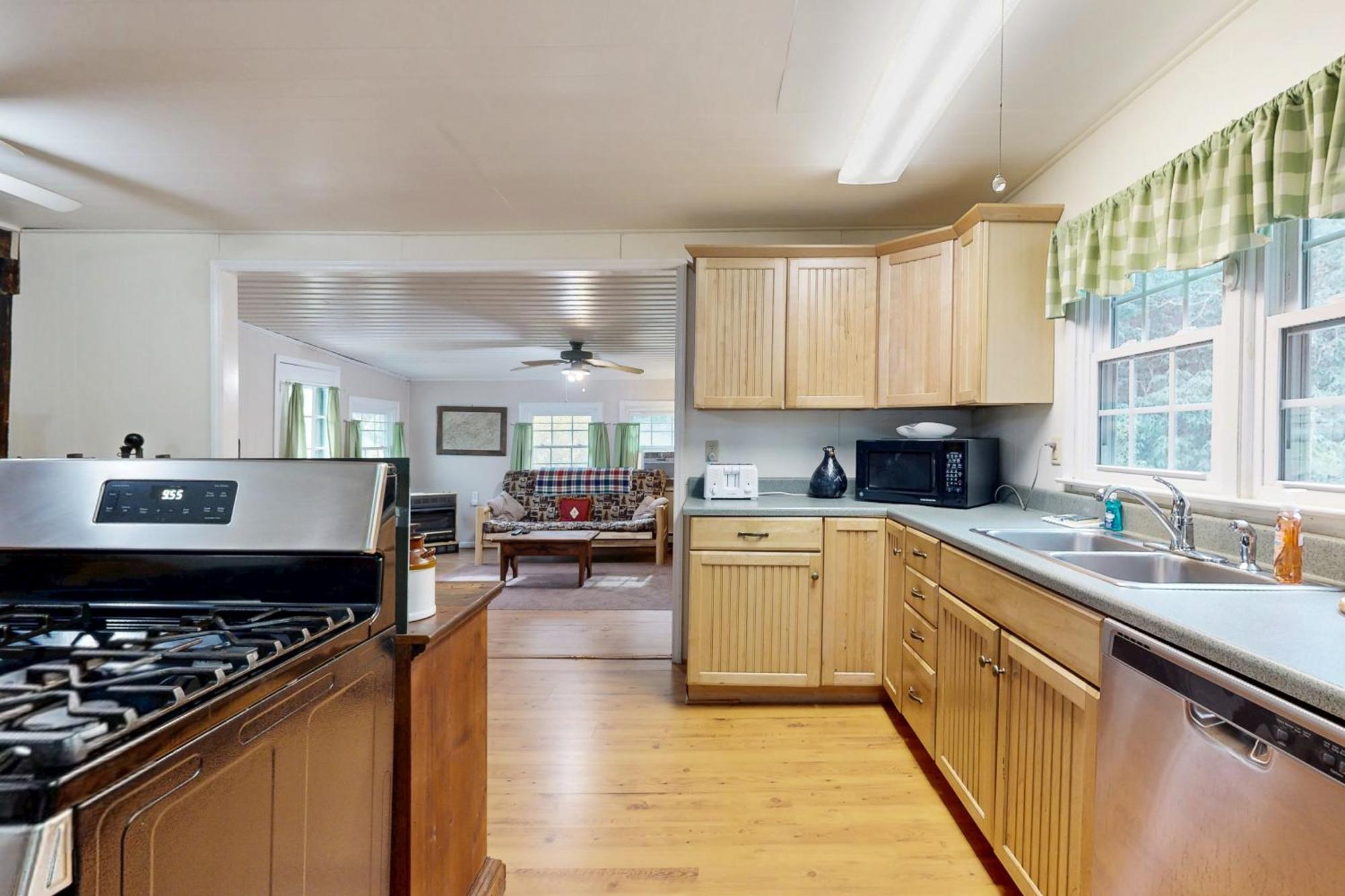 1 Bed 1 Bath Vacation Home In Sylva Extérieur photo