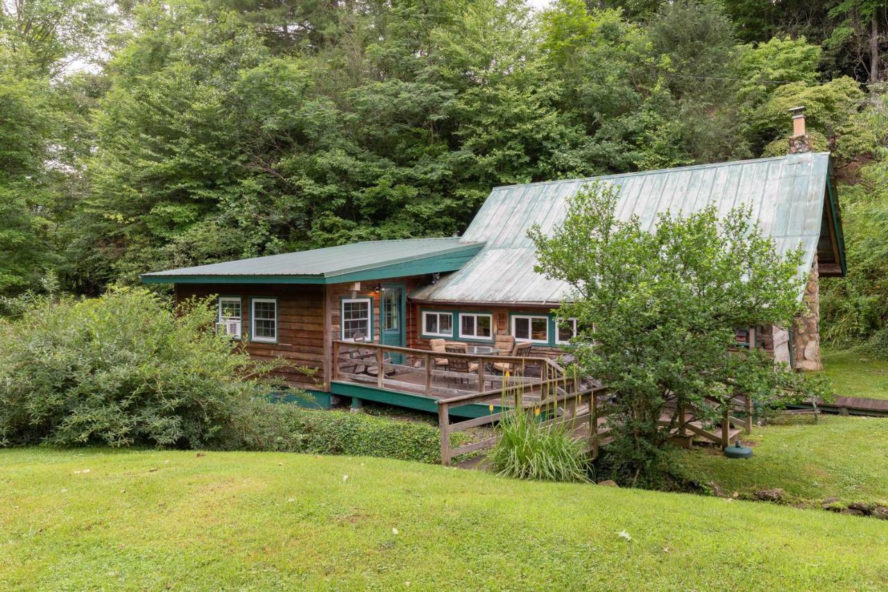 1 Bed 1 Bath Vacation Home In Sylva Extérieur photo