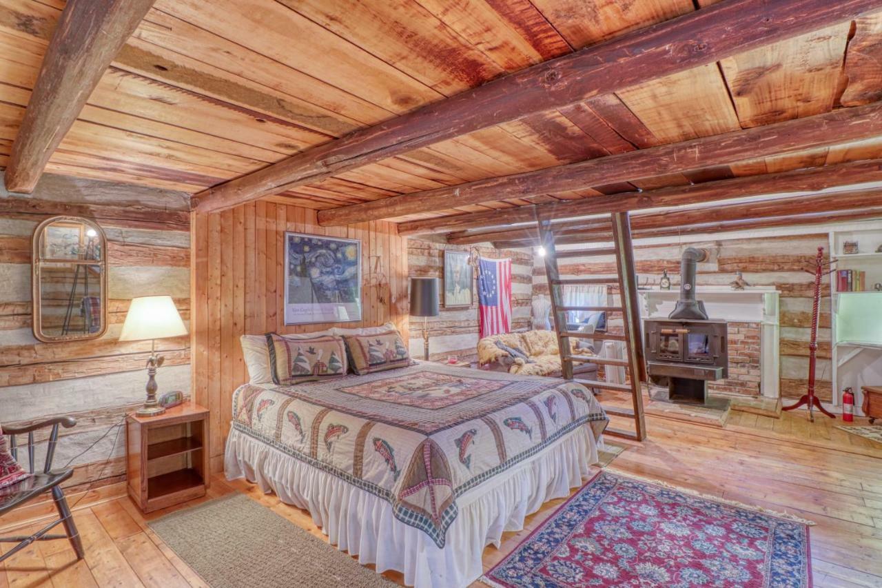 1 Bed 1 Bath Vacation Home In Sylva Extérieur photo